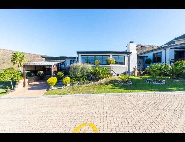 3 BEDROOM HOUSE FOR SALE IN ISLAND VIEW